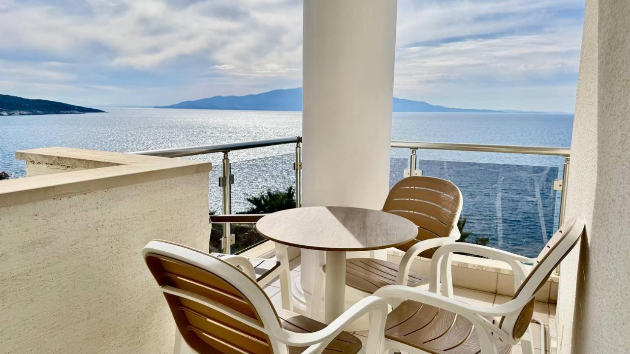 White Sea View Residence Саранда Экстерьер фото