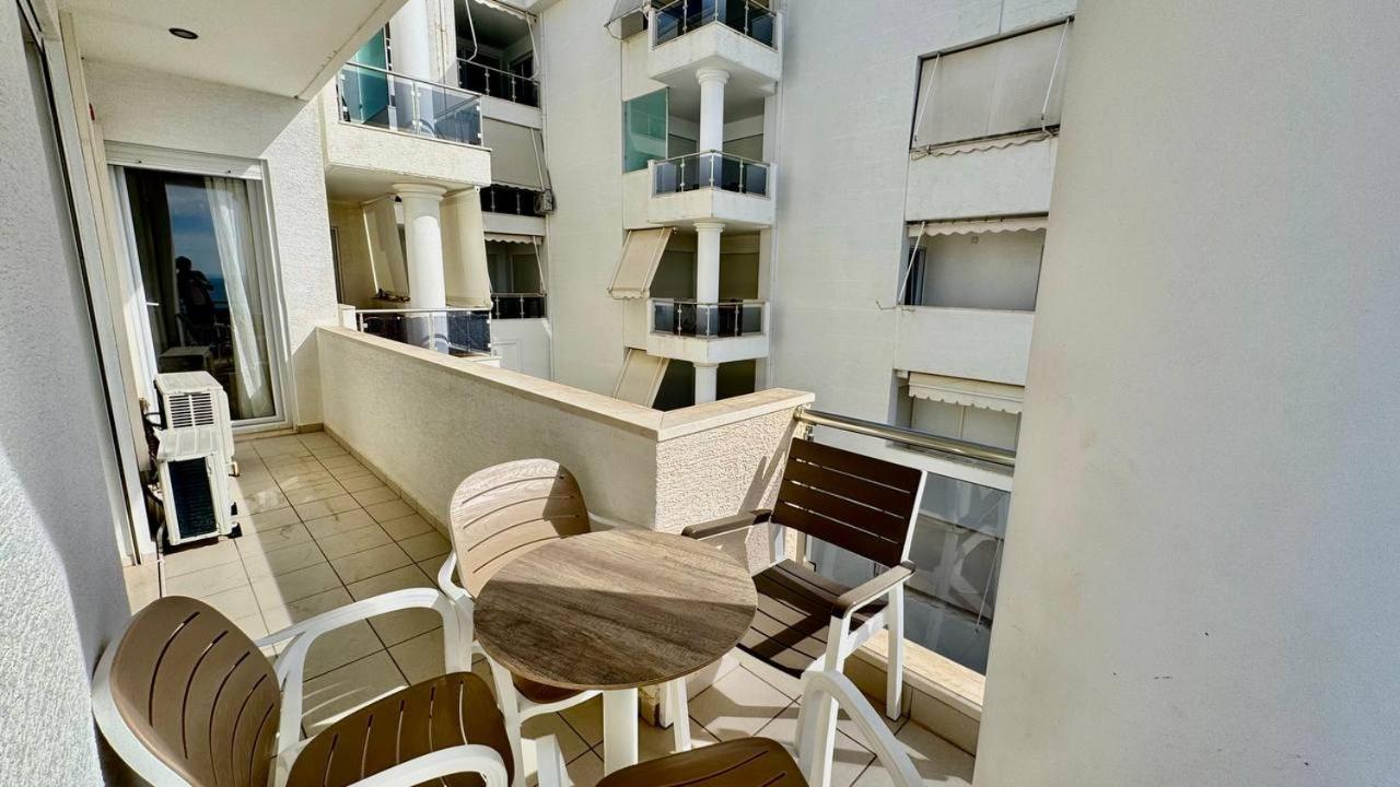 White Sea View Residence Саранда Экстерьер фото