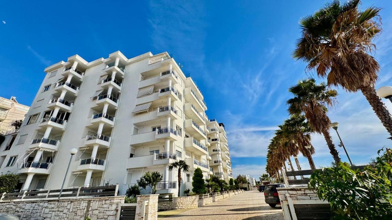 White Sea View Residence Саранда Экстерьер фото